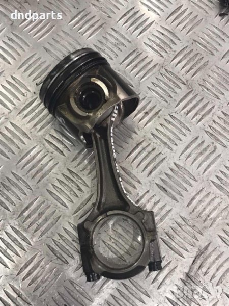 Бутало Toyota Avensis,2.0D4-D,110кс.,2001г., снимка 1