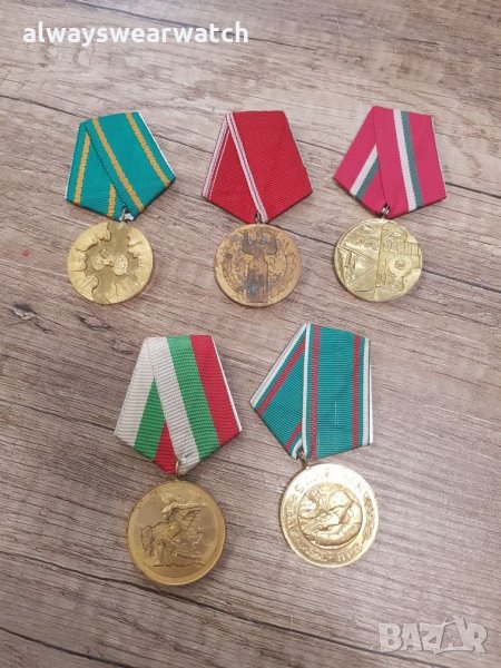 Различни ордени , медали , значки, снимка 1