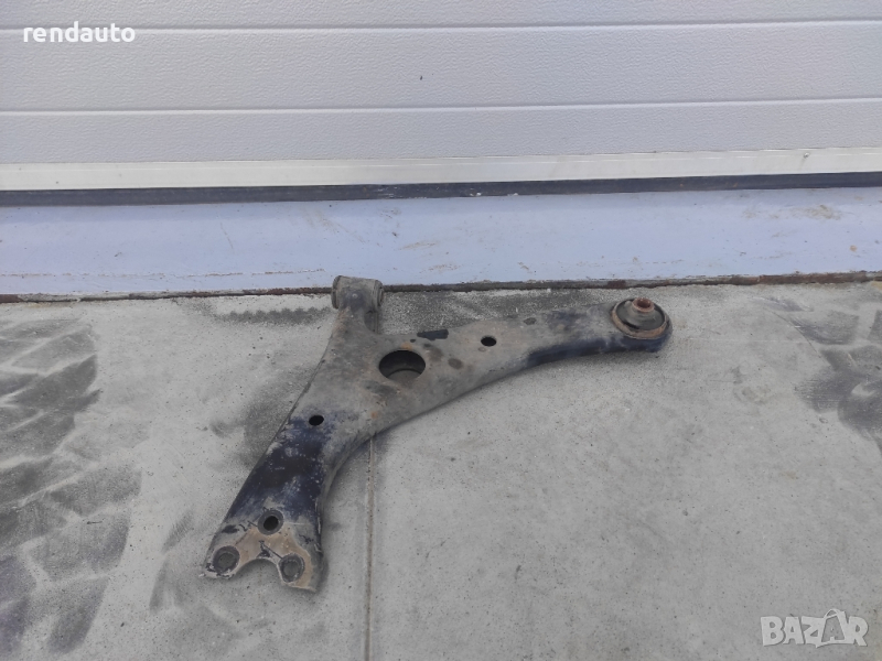 Ляв носач за Toyota Rav4 2000-2006 1CD , снимка 1