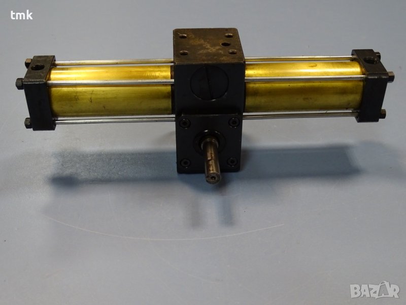 пневмо ротационен цилиндър - пневмозадвижка, снимка 1