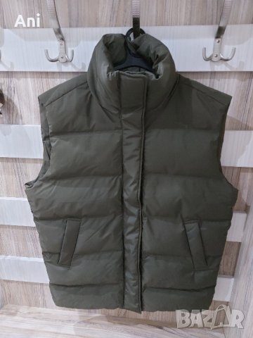 Нов дамски елек ARKET