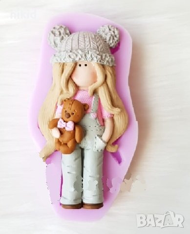 Право момиче с шапка и мече силиконов молд форма фондан шоколад гипс