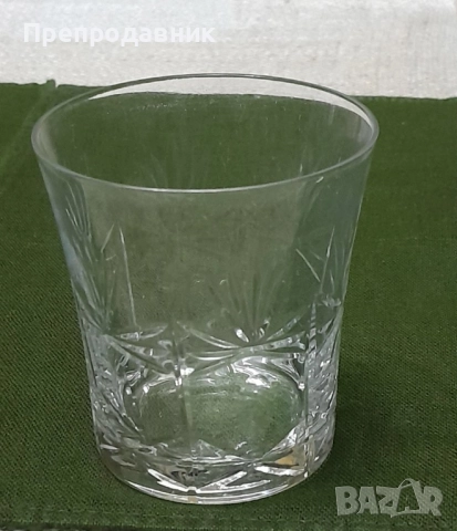 Търся стари кристални чаши (шлифован кристал), снимка 2 - Чаши - 52950560