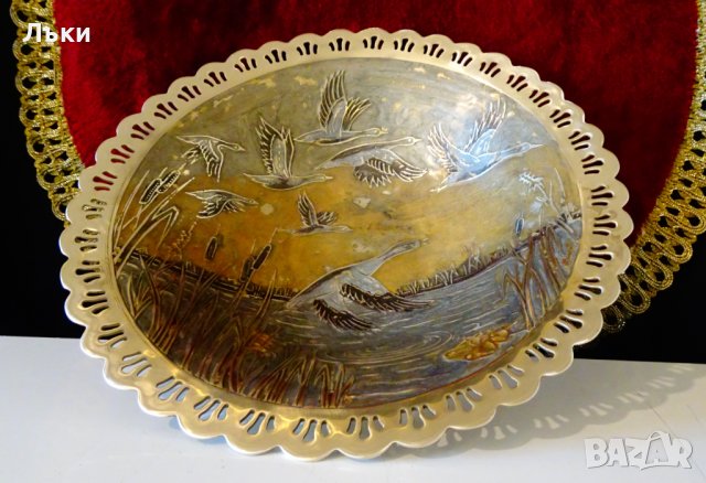 Бронзова фруктиера,клетъчен емайл,лебеди. , снимка 7 - Антикварни и старинни предмети - 43848925