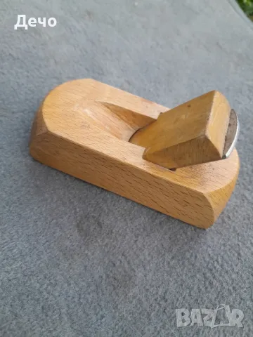 9см Мини,Миниатюрно ренде отварачка  за бутилки.
В много добро и запазено работещо състояние, снимка 2 - Антикварни и старинни предмети - 49935073