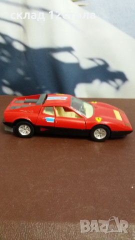 Ferrari - метална количка, снимка 3 - Колекции - 34993987