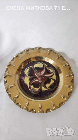 Красива декоративна чиния за стена месинг и художествена керамика, снимка 2 - Декорация за дома - 44996817