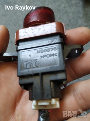 Бутон аварийни светлини Honda Civic VIII , M30576 , снимка 2 - Части - 48160199
