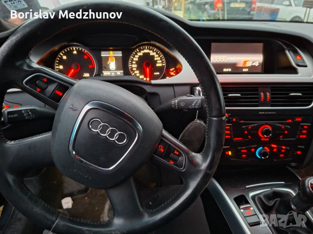 Audi A4 B8 2.0 тди 143 кс. На части , снимка 7 - Автомобили и джипове - 53376818