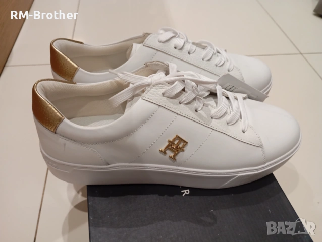 Дамски кецове Tommy Hilfiger , снимка 2 - Кецове - 53217504