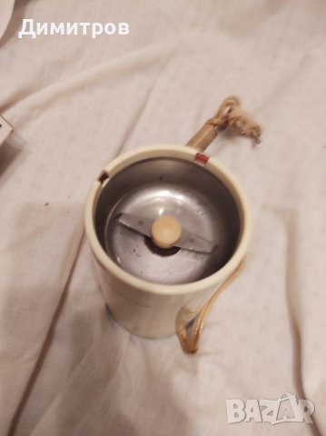 Електрическа кафемелачка Straume ретро , снимка 5 - Антикварни и старинни предмети - 44124232