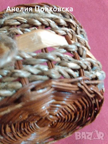 Стара плетена декоративна кошничка, снимка 3 - Антикварни и старинни предмети - 28622525