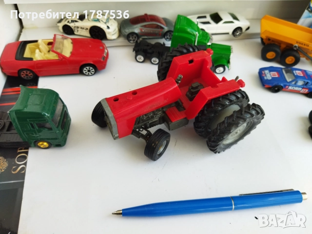 Малки колички Рено ,мерцедес  и камиончета