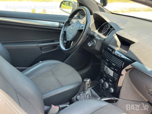 Opel Astra H кабриолет, снимка 13 - Автомобили и джипове - 52541310