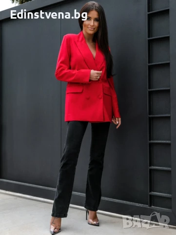 Дамско сако в червено с ефектен силует, снимка 2 - Сака - 51250999