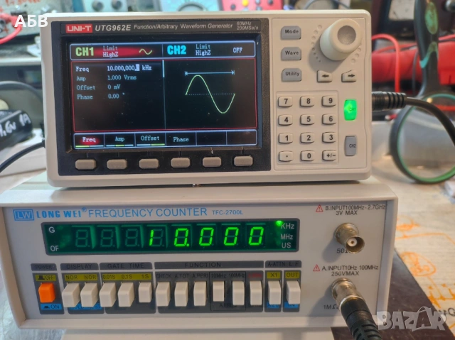 Продава се чисто нов професионален честотомер / брояч до 2700МХц, снимка 7 - Друга електроника - 53474143