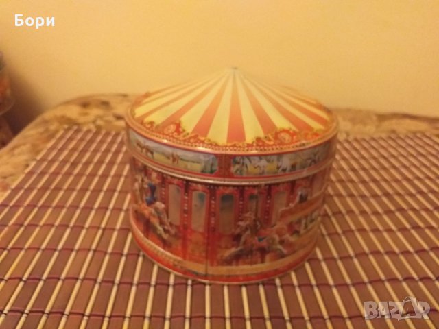 Метална кутия релефна от бонбони, снимка 2 - Декорация за дома - 28040553