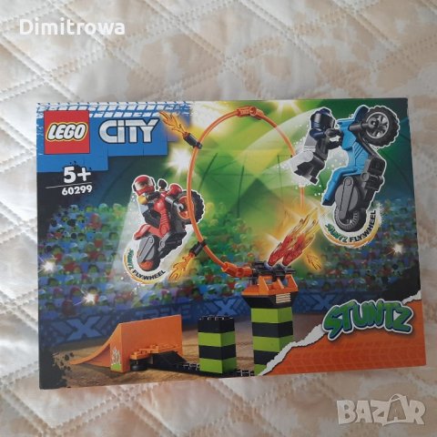 LEGO City Stunt 60299 - Каскадьорско състезание