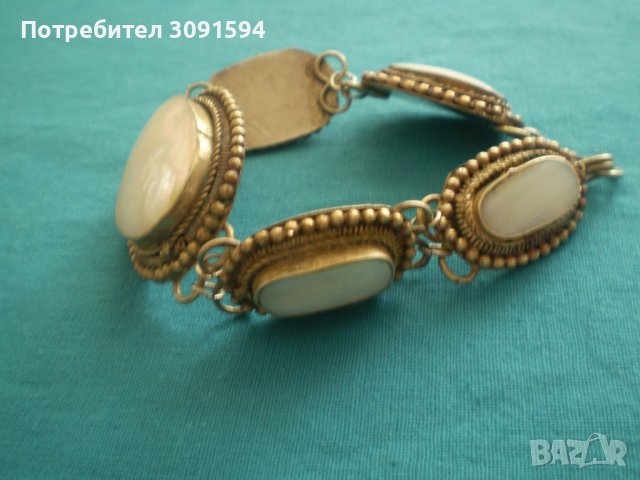 Възрожденска гривна, фолклор със бял седеф, снимка 4 - Антикварни и старинни предмети - 37472431