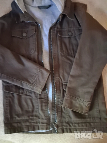 Яке за момче на 6-7 години , снимка 4 - Детски якета и елеци - 51585656