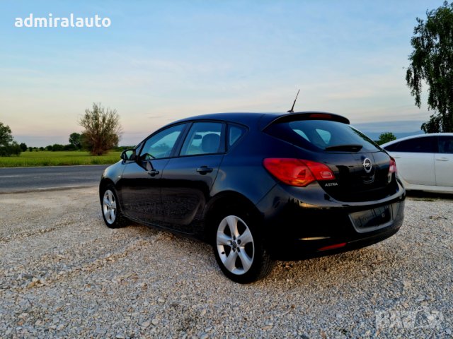 Опел Астра 1.6 Бензин+Метанов инж. 2012г., снимка 9 - Автомобили и джипове - 33611795