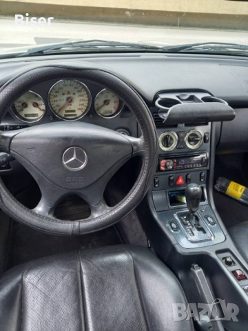 Мерцедес Slk 200, снимка 10 - Автомобили и джипове - 52918744