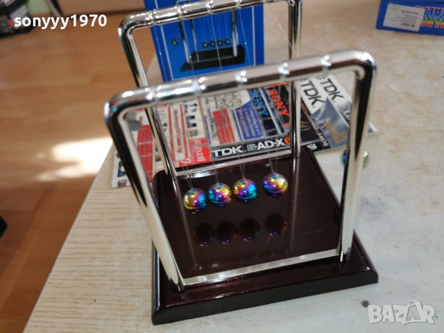 Люлката на Нютон-ХАМЕЛЕОН ТОПЧЕТА ОТ МЕТАЛ 1501261740