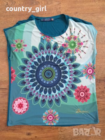 desigual - страхотна дамска тениска КАТО НОВА, снимка 3 - Тениски - 28812340