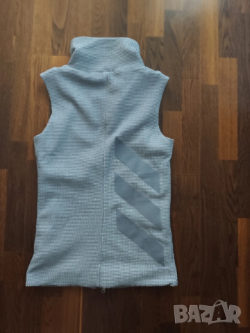 Adidas елек, снимка 8 - Спортни дрехи, екипи - 52496950