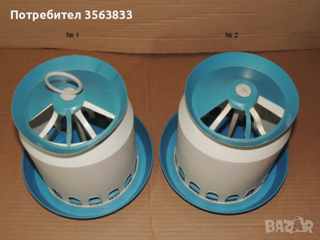 2 броя хранилки за пилета - Цена: 6 лв. за двата броя, снимка 14 - За птици - 51231197