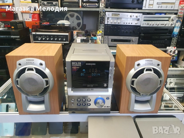 Аудиосистема Samsung MM-ZJ8 с две тонколони и дистанционно. Има ради, дуск, касета и aux. В отлично , снимка 3 - Аудиосистеми - 50737722