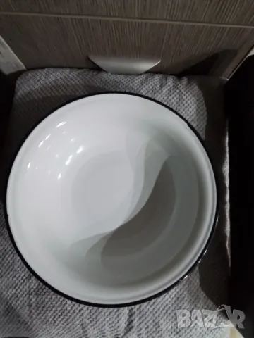 Голяма емайлирана купа, снимка 2 - Съдове за готвене - 49276842