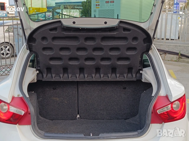 Seat Ibiza Sport Coupe 1.6 TDI, снимка 7 - Автомобили и джипове - 53053410