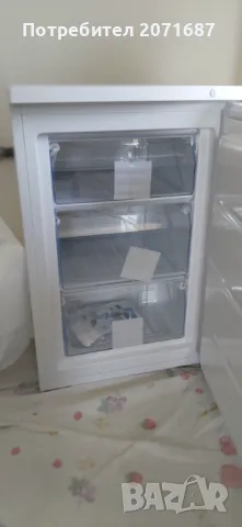 Чисто нов фризер Bosch 83 литра с три чекмеджета, снимка 2 - Фризери - 48796952