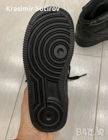 Nike air force детски маратонки, кецове 28 номер, снимка 2 - Детски маратонки - 52868940