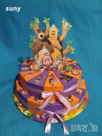 Картонена торта Маша и Мечока