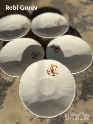 Порцеланови чинийки Rorstrand от сервиз за кафе с монограма, снимка 6 - Сервизи - 43931753