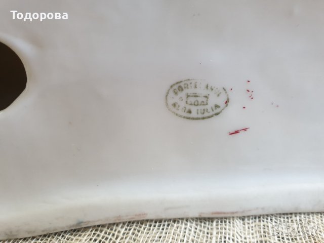 Порцеланова  фигура-куче, снимка 5 - Антикварни и старинни предмети - 38337188