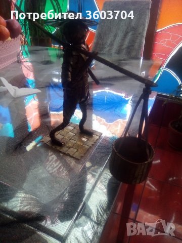 метална статуетка ръчно изработена