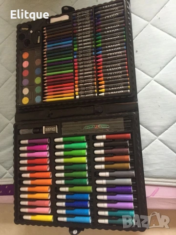 Комплект за рисуване – 150 части