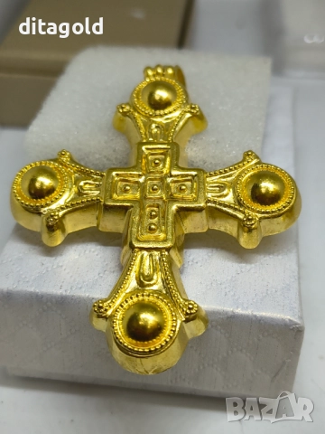 Златен 18К кръст 23.37 гр 18К цена 4350 лв, снимка 3 - Колиета, медальони, синджири - 52703747