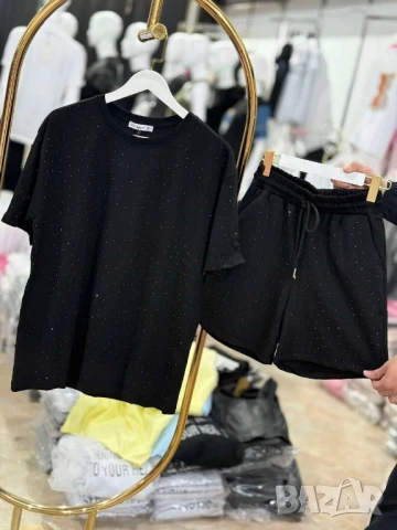 дамски екипи 