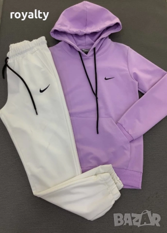 Nike дамски спортен екип 