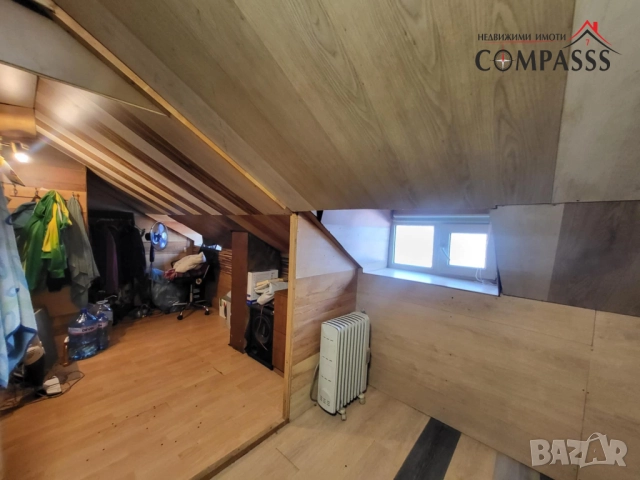 Къща с двор, район ЦЕНТЪР-Млад техник, гр. Добрич– 120153евро!, снимка 13 - Къщи - 51216606