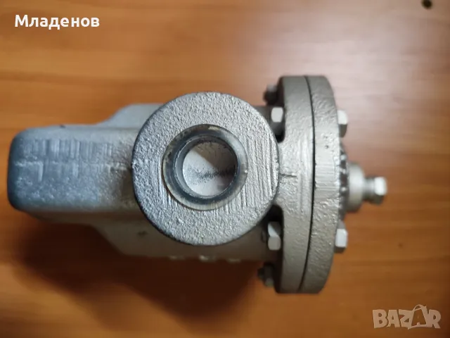 Кондензоотделител / кондензно гърне / ARMSTRONG , серия 880 и 883 , тип " обърната чаша ", снимка 6 - Резервни части за машини - 49995376