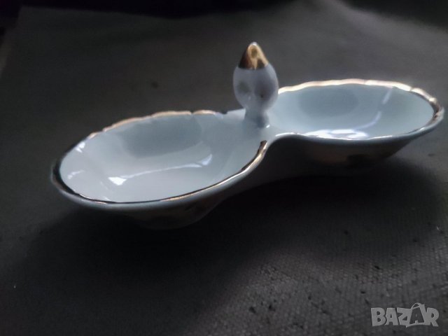 Продавам порцеланова Солница с позлата , цветя, петле, снимка 4 - Други - 38656612