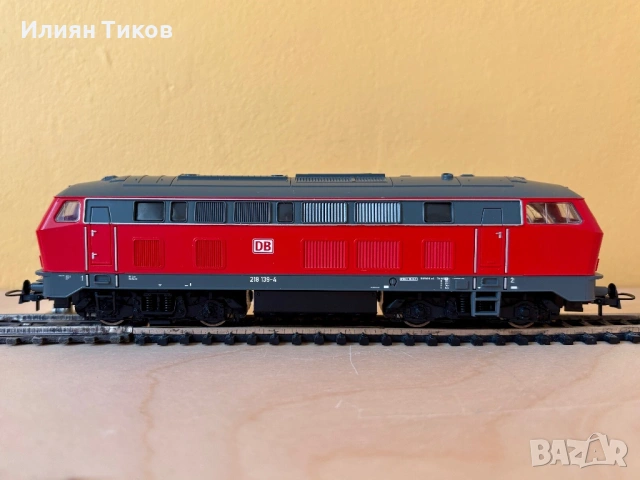 Локомотив Roco BR 218 DB HO 1:87 влак, снимка 4 - Влакчета, самолети, хеликоптери - 53226150