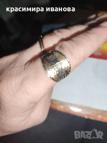 дамски златен пръстен , снимка 3 - Пръстени - 53445703