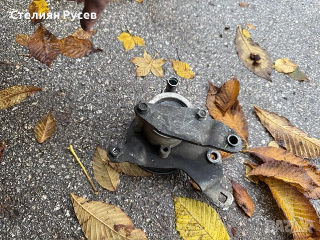 хидравлична помпа   за opel corsa B 1.5TD цена 20 лв или 10,23 евро   няма омаслявани по нея   - как