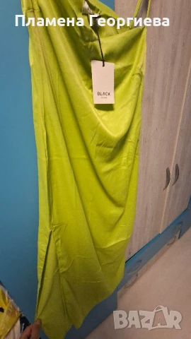 Страхотна зелена сатенена дамска рокля С размер, снимка 4 - Рокли - 51348381